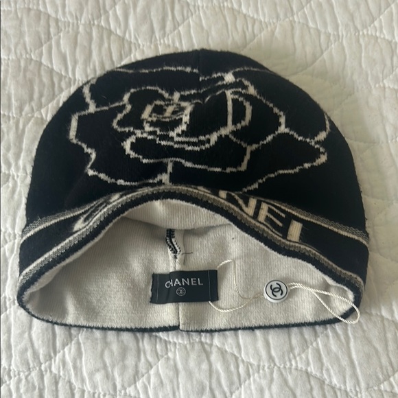 Chanel Black and White Beanie - Picture 3 of 3